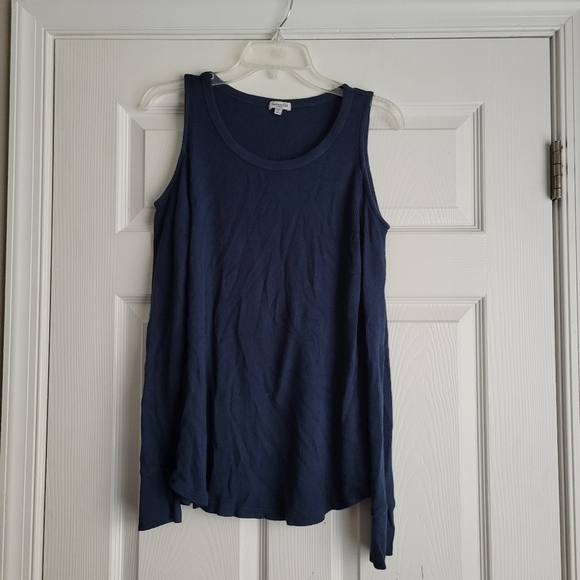 Splendid Cold Shoulder Top - Picture 1 of 11